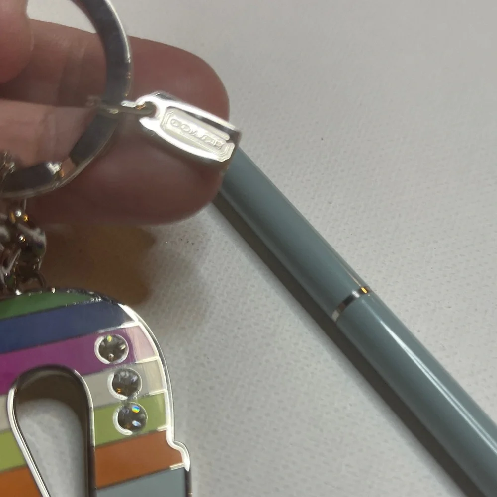 Coach Legacy Horseshoe Keychain with Coach Pen - Picture 4 of 6